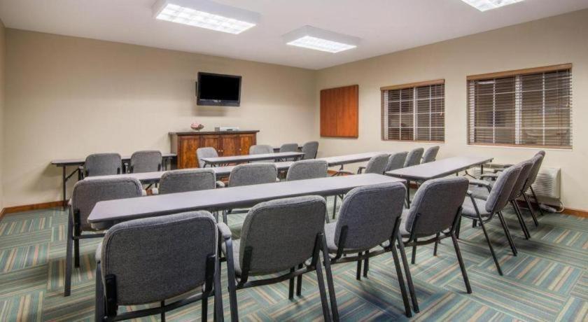 Candlewood Suites Jefferson City By Ihg Exterior photo