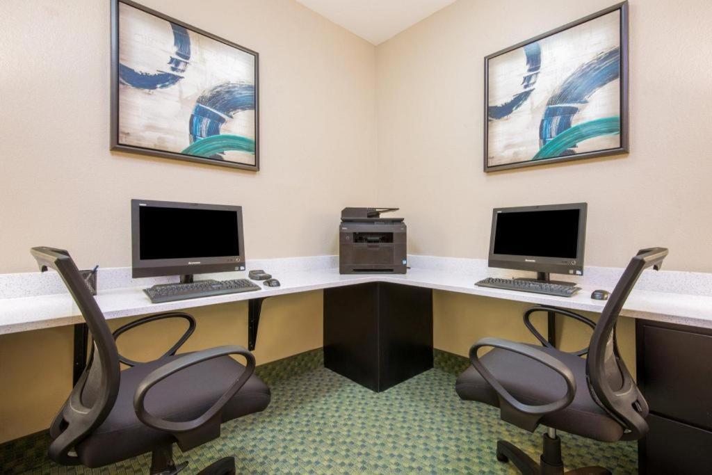 Candlewood Suites Jefferson City By Ihg Exterior photo