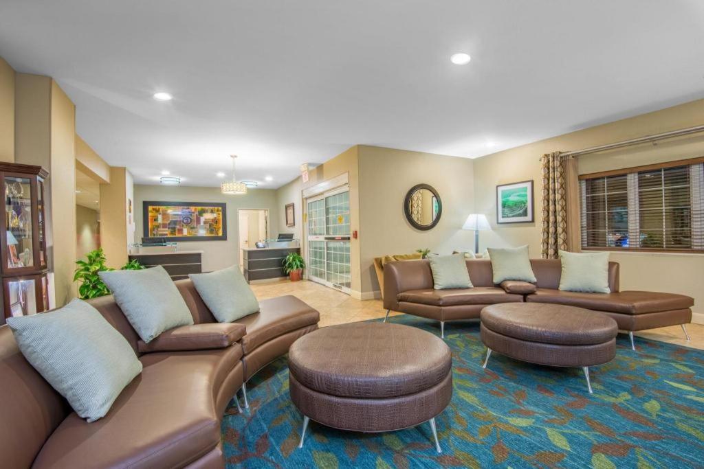 Candlewood Suites Jefferson City By Ihg Exterior photo